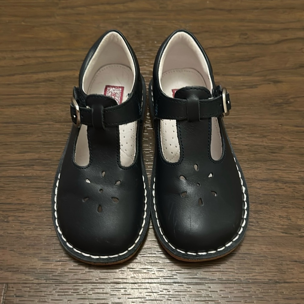 L’Amour Classic Leather T-Strap Navy Blue, size 12T